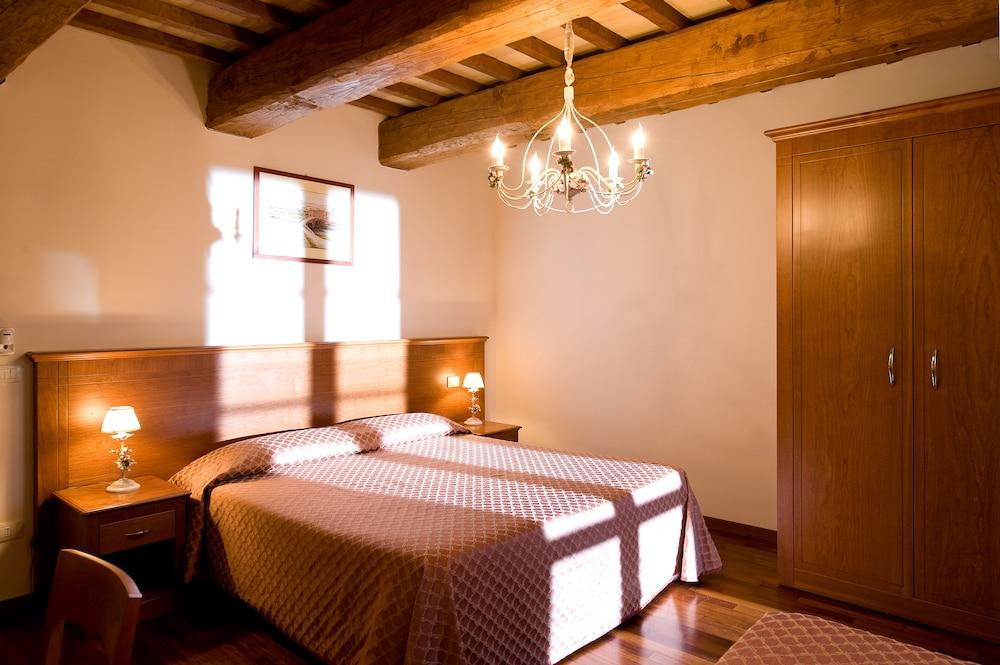 Agriturismo Le Rondini Di Francesco Di Assisi Cannara Buitenkant foto